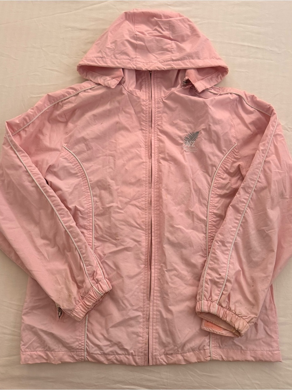Kiwi Silver pink windbreaker with hood, size S